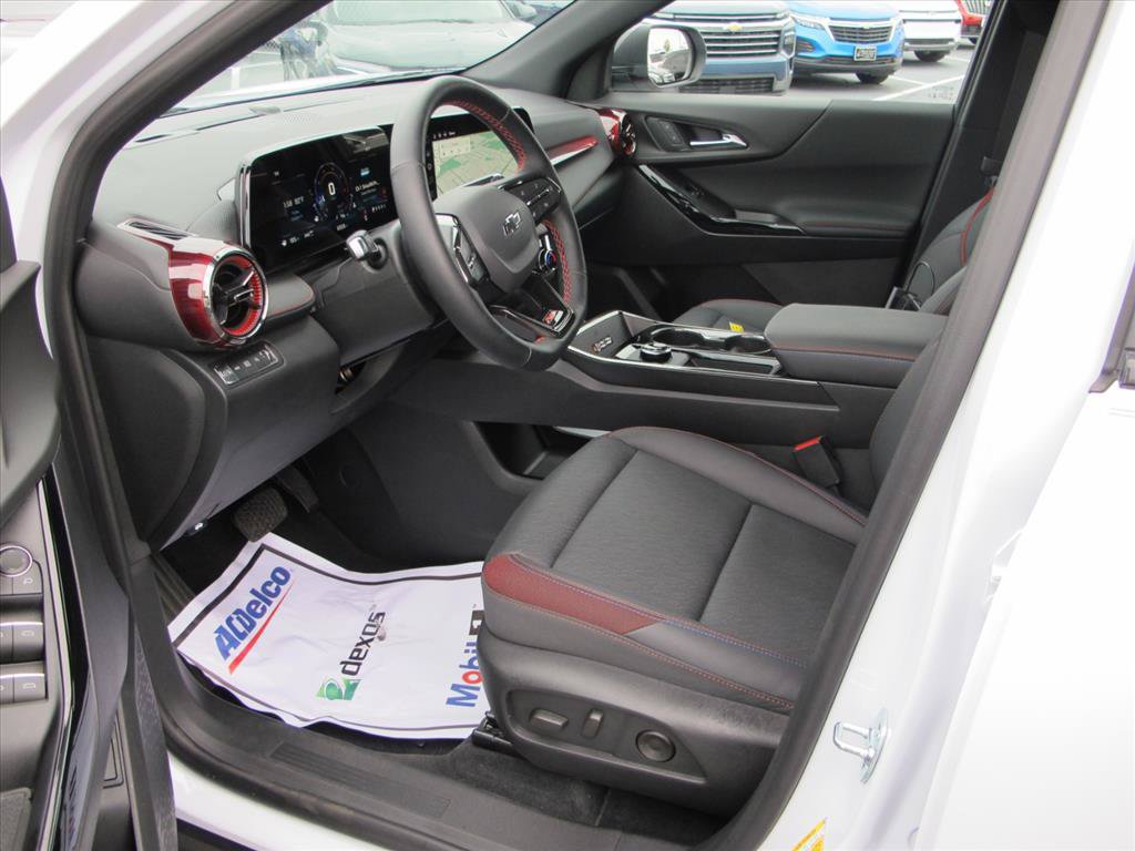 Used 2026 Chevrolet Equinox RS w/ Convenience Package III AWD/4WD image 9