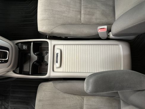 Used 2014 Honda CR-V LX image 27