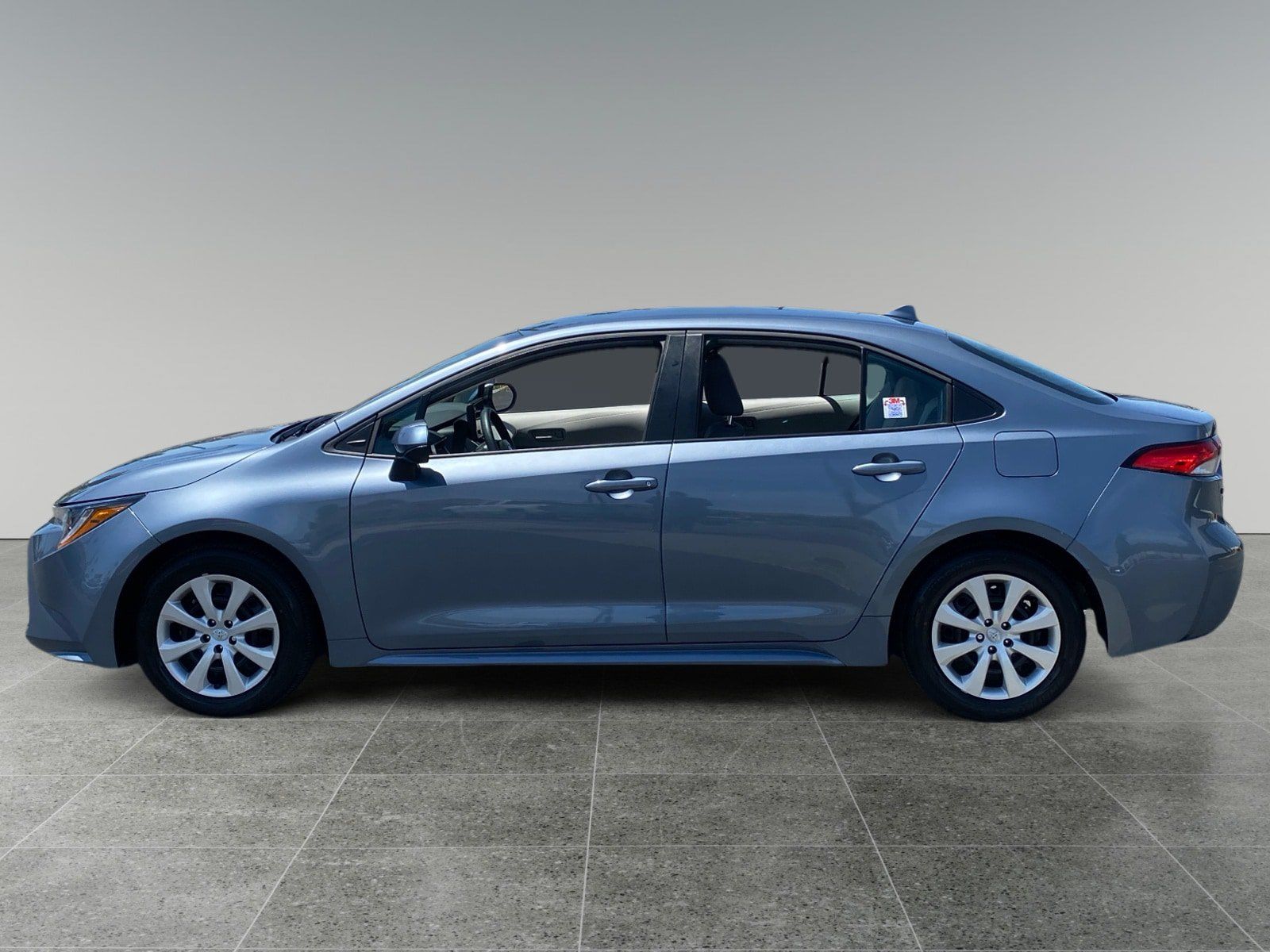 Used 2026 Toyota Corolla LE FWD image 2