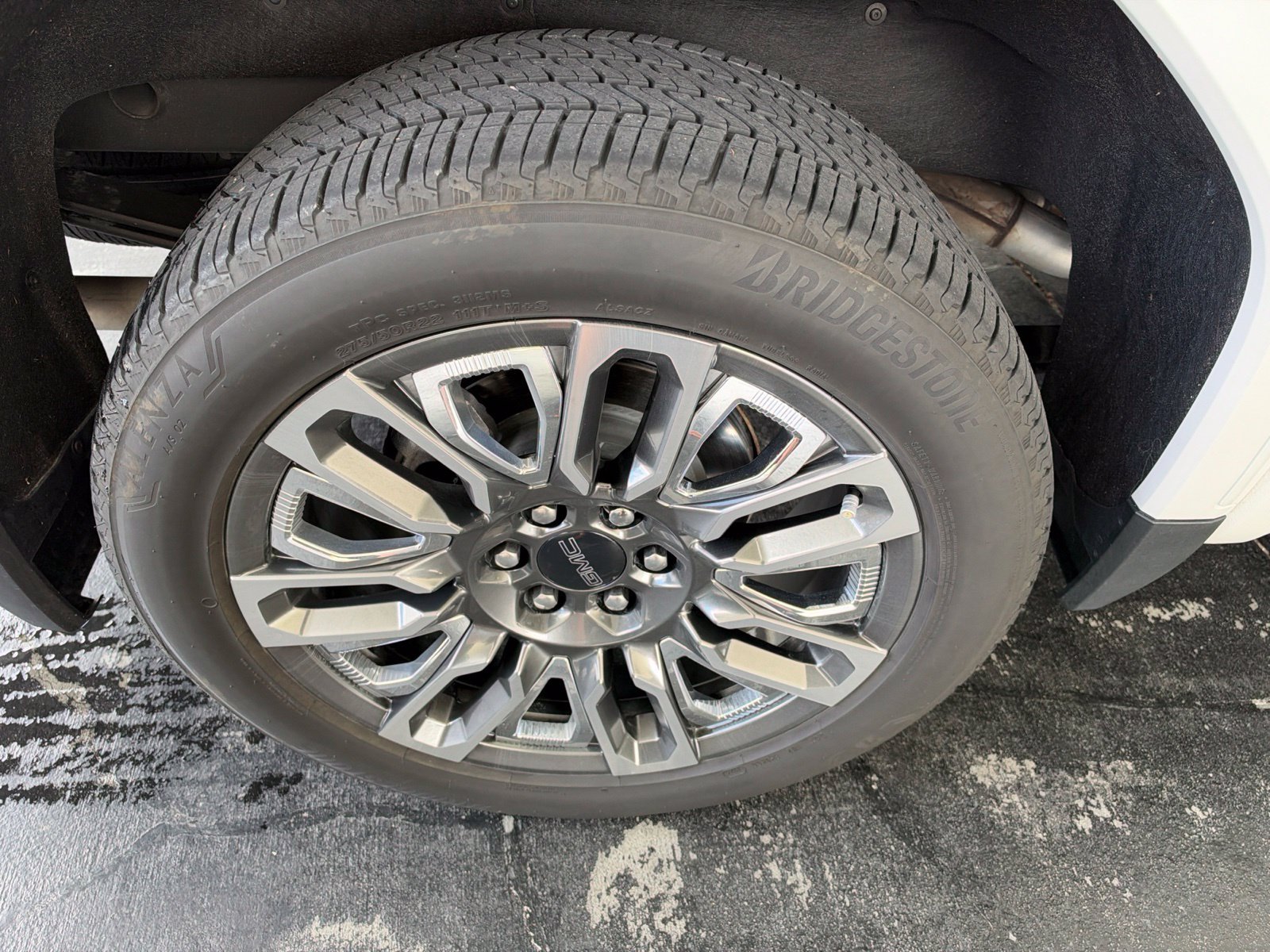 Used 2024 GMC Sierra 1500 Denali Ultimate AWD/4WD image 11