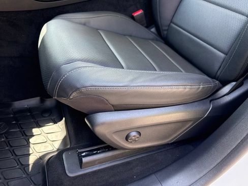 Used 2024 Mercedes-Benz GLE 350 4MATIC image 19