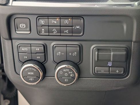 Used 2025 Chevrolet Tahoe RST w/ RST Capability Package image 18