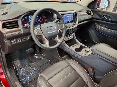 Used 2023 GMC Acadia Denali w/ Denali Ultimate Package AWD/4WD image 19
