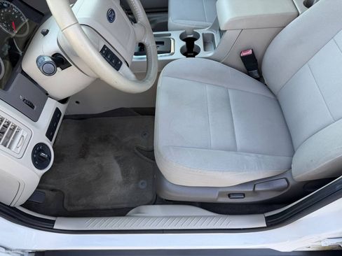 Used 2012 Ford Escape XLT AWD/4WD image 26