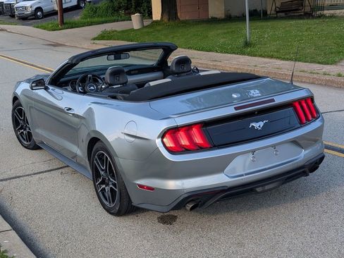 Used 2020 Ford Mustang Premium RWD image 8