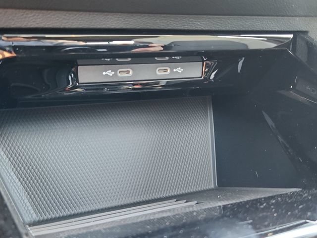 New 2026 Volkswagen GTI SE FWD image 29