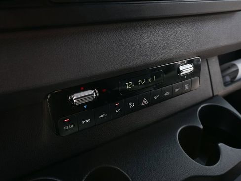 Used 2023 Mercedes-Benz Sprinter 2500 image 14