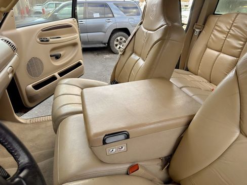 Used 2001 Dodge Ram 2500 Truck SLT image 22