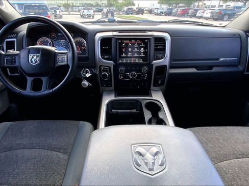 Used 2018 RAM 1500 Big Horn image 15