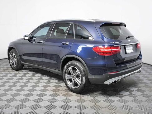 Used 2018 Mercedes-Benz GLC 300 4MATIC image 24