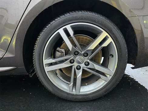 Used 2017 Audi A4 2.0T Premium Plus w/ Premium Plus Package image 6