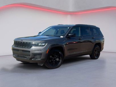 Used 2024 Jeep Grand Cherokee L Laredo
