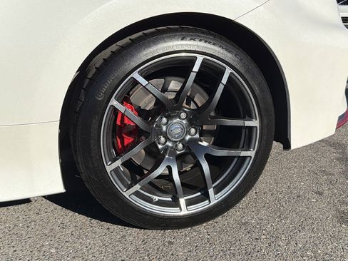 Used 2016 Nissan 370Z NISMO RWD image 4