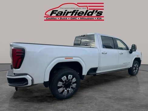 Used 2024 GMC Sierra 3500 Denali w/ Denali Reserve Package image 4