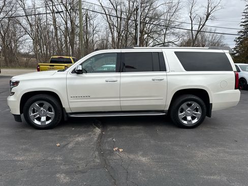 Used 2015 Chevrolet Suburban LTZ image 6