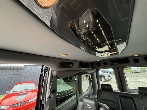 Used 2018 Ford Transit 250 148 Medium Roof w/ Exterior Upgrade Package RWD image 28