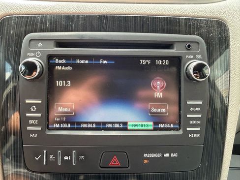Used 2016 Chevrolet Traverse LT AWD/4WD image 23