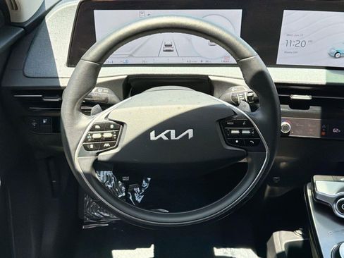 Used 2024 Kia EV6 Light AWD/4WD image 7