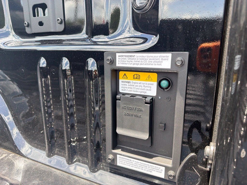 New 2026 Ford F350 Platinum w/ Platinum Plus Package AWD/4WD image 16