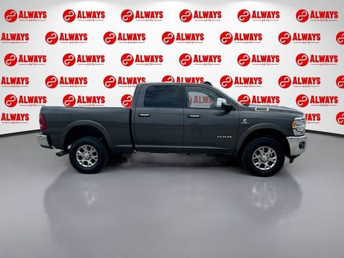 Used 2022 RAM 2500 Laramie AWD/4WD image 4