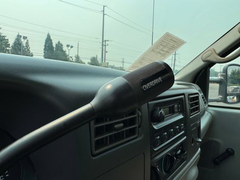Used 2002 Ford F450 XL RWD image 32