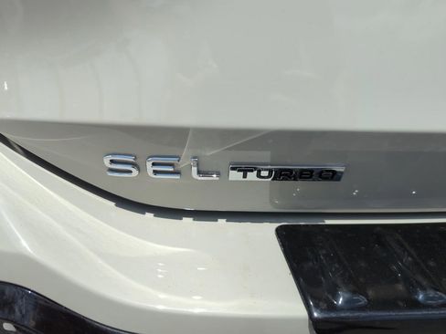 New 2026 Volkswagen Tiguan SEL R-Line AWD/4WD image 44