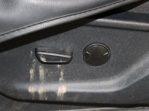 Used 2024 Ford F150 XLT w/ FX4 Off-Road Package image 17