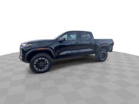 New 2026 GMC Canyon AT4 AWD/4WD image 4