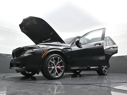 New 2026 BMW X5 xDrive50e w/ Executive Package AWD/4WD image 39