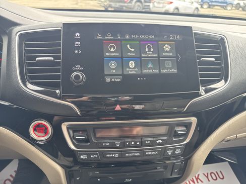 Used 2019 Honda Pilot Touring image 25