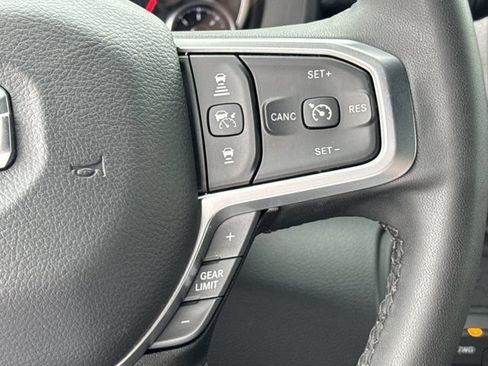 Certified 2026 RAM 2500 Big Horn AWD/4WD image 30