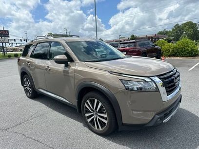 Used 2024 Nissan Pathfinder Platinum
