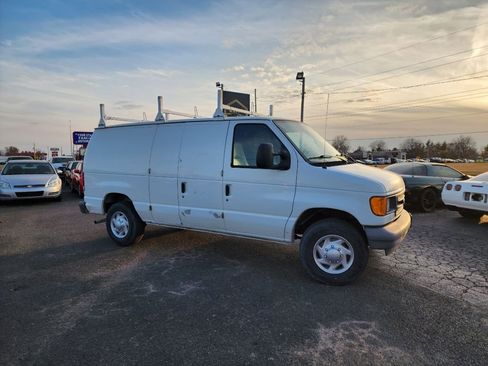 Used 2007 Ford E-250 and Econoline 250 image 5
