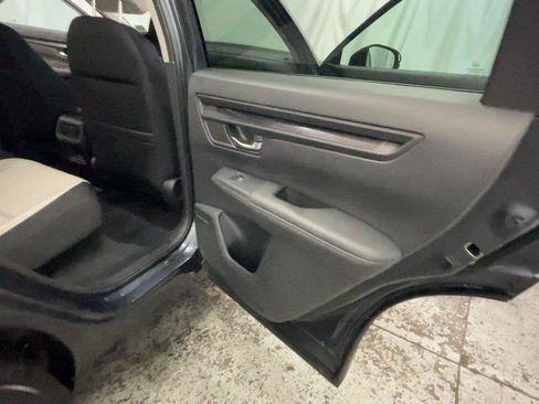 Certified 2025 Honda CR-V EX image 23