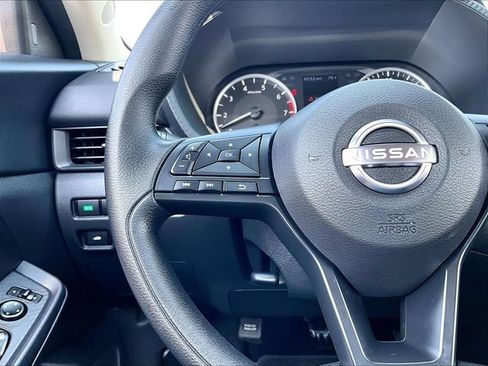 Used 2025 Nissan Sentra S FWD image 23