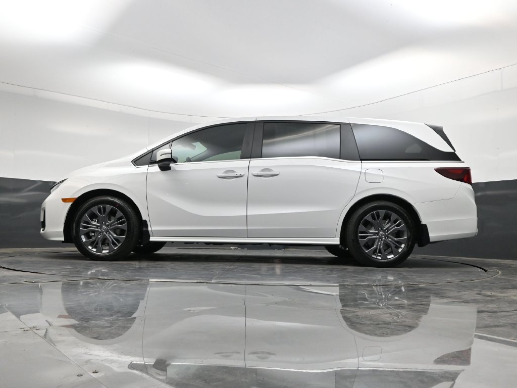 New 2027 Honda Odyssey Touring image 28