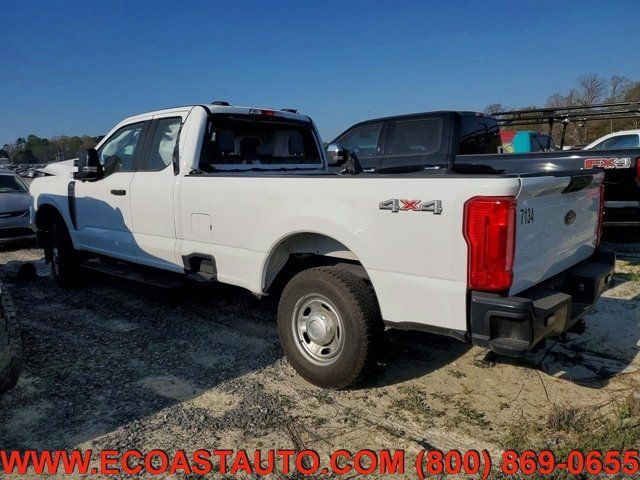 Used 2024 Ford F250 XL AWD/4WD image 2