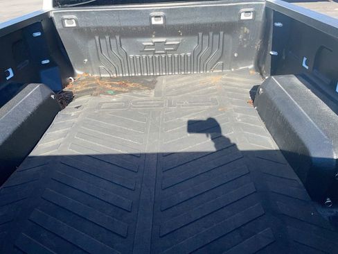 Used 2021 Chevrolet Silverado 1500 Custom image 13