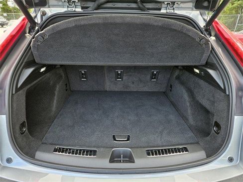 Certified 2025 Cadillac XT4 Premium Luxury image 22