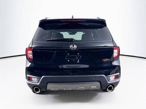 Certified 2025 Honda Passport TrailSport image 32