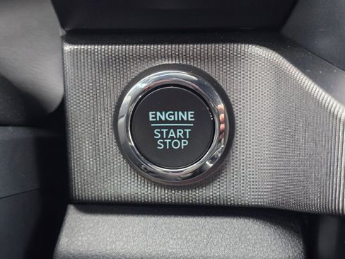 Used 2024 Ford F350 Platinum image 45