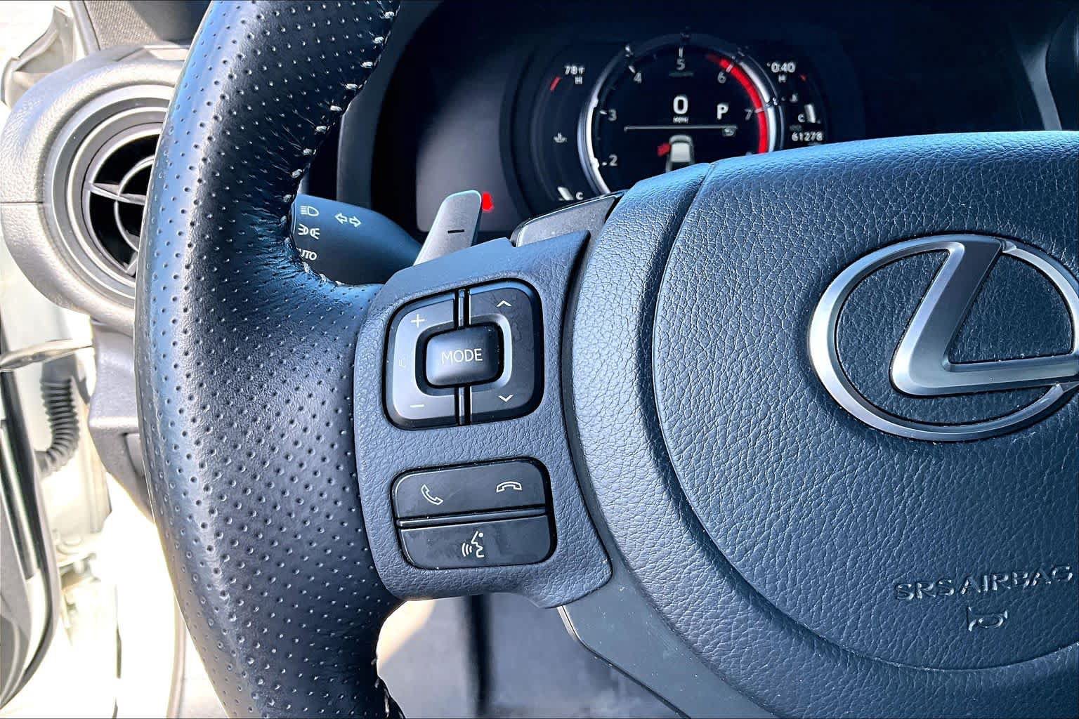 Used 2023 Lexus IS 500 RWD image 23