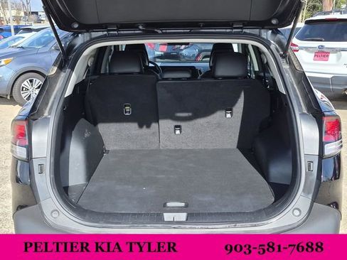 Used 2023 Kia Sportage EX image 9