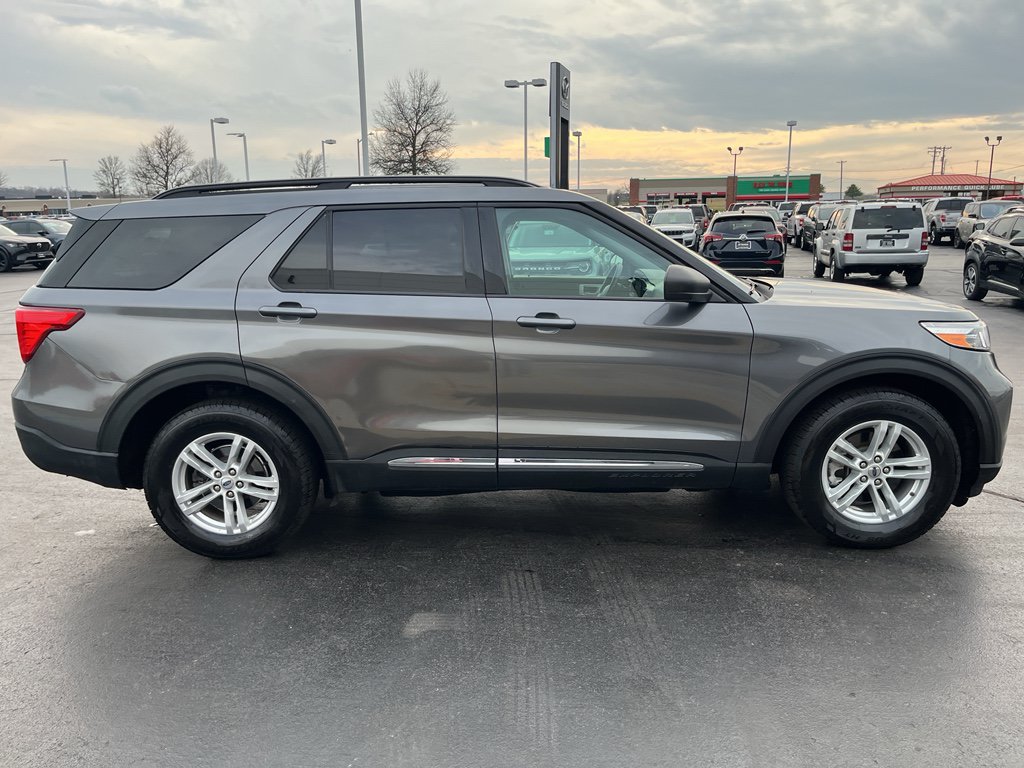 Used 2021 Ford Explorer XLT w/ Class III Trailer Tow Package AWD/4WD image 6