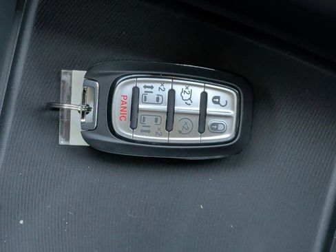 New 2026 Chrysler Pacifica Select w/ S Appearance Package image 46