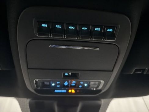 Used 2025 Ford F150 Raptor image 34