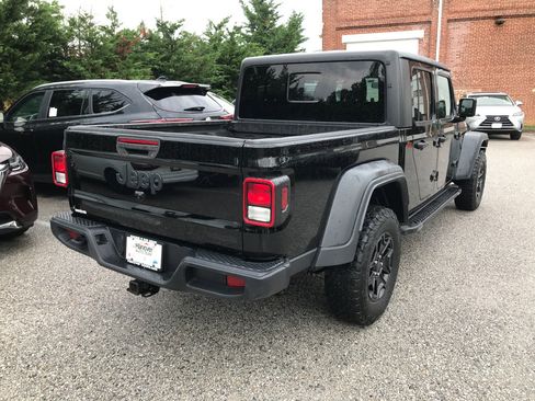 Used 2020 Jeep Gladiator Sport AWD/4WD image 7