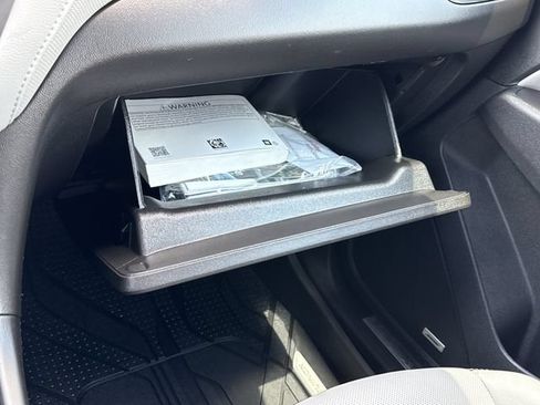 Used 2020 Chevrolet Equinox Premier FWD image 24