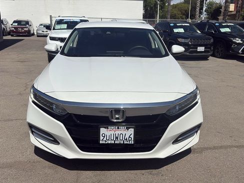 Used 2019 Honda Accord Hybrid image 2