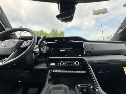 New 2025 GMC Sierra 2500 AT4 w/ AT4 Premium Plus Package image 42